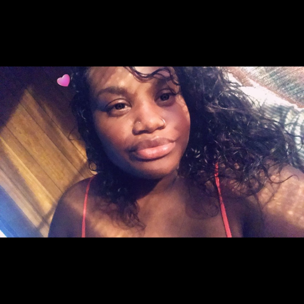 Meet your Posher, Tabitha